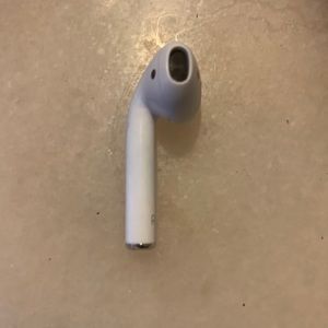 1st gen Airpod